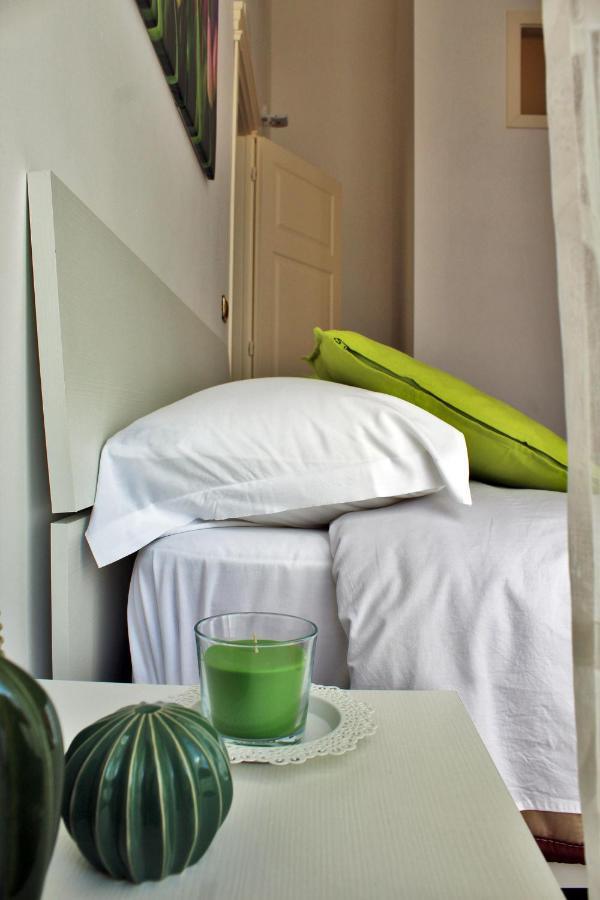 Dimora De Brado Bed and Breakfast Trani Exteriör bild