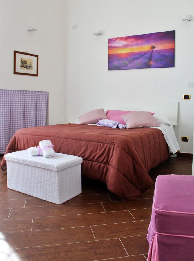 Dimora De Brado Bed and Breakfast Trani Exteriör bild