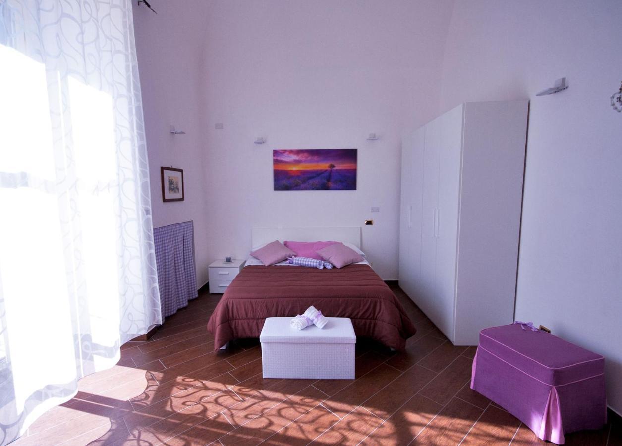 Dimora De Brado Bed and Breakfast Trani Exteriör bild