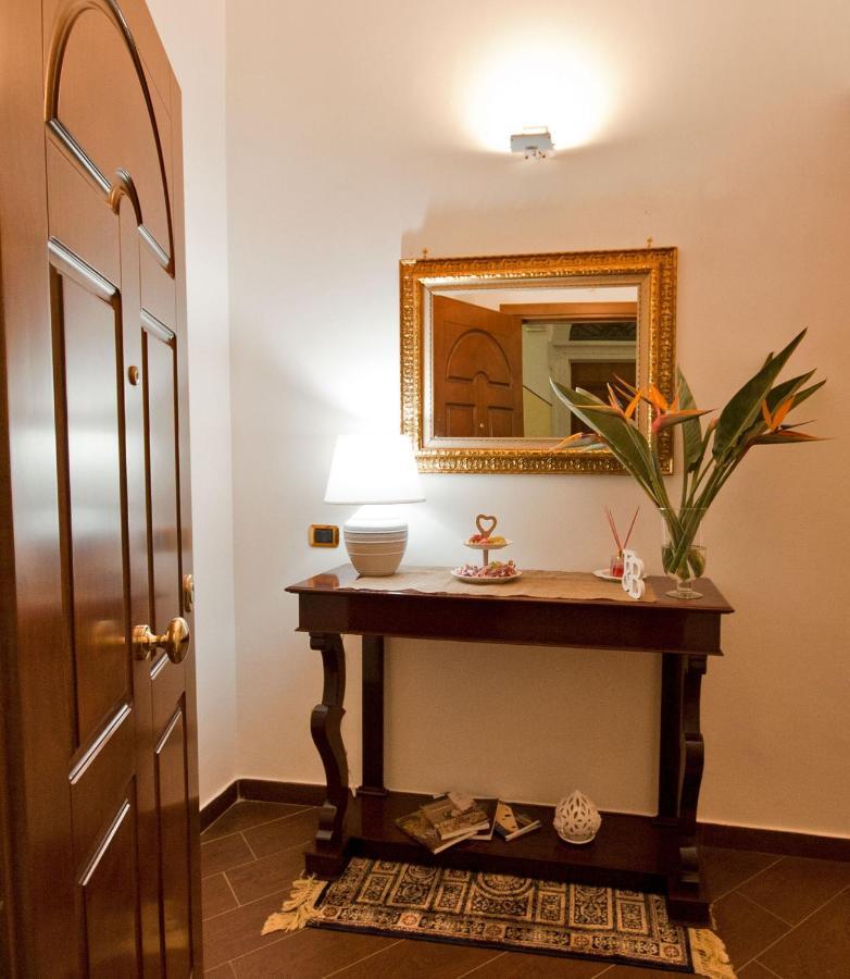 Dimora De Brado Bed and Breakfast Trani Exteriör bild